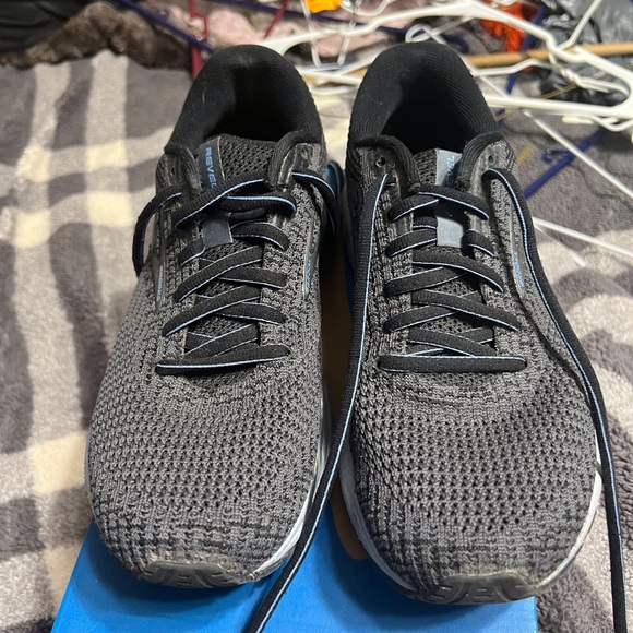 Brooks Revel 3 - Picture 2 of 6